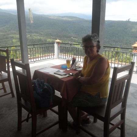 One Homestay And Warung موندوغْ المظهر الخارجي الصورة