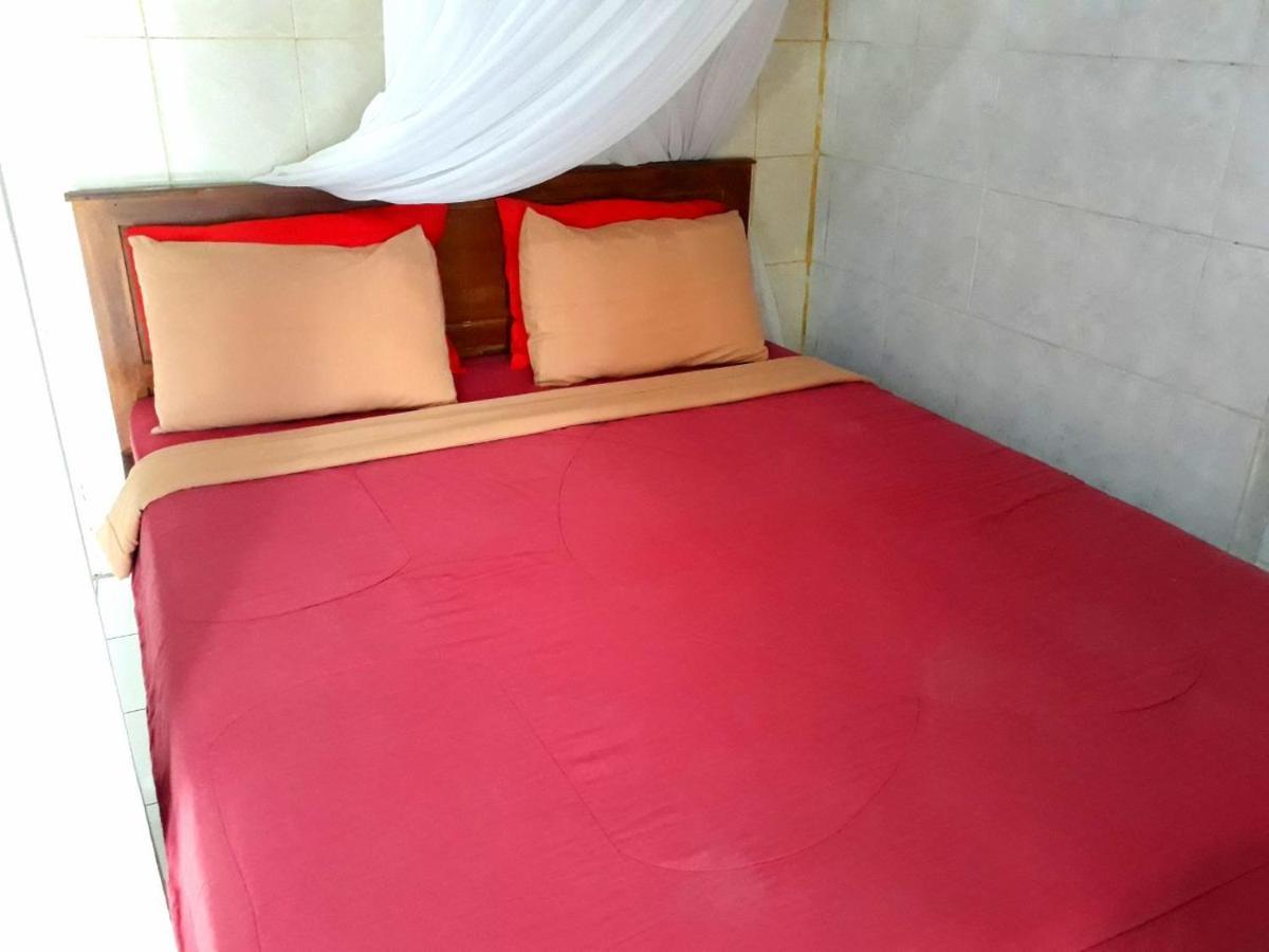 One Homestay And Warung موندوغْ المظهر الخارجي الصورة