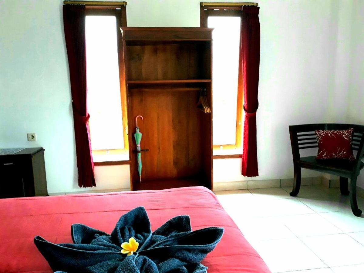 One Homestay And Warung موندوغْ المظهر الخارجي الصورة