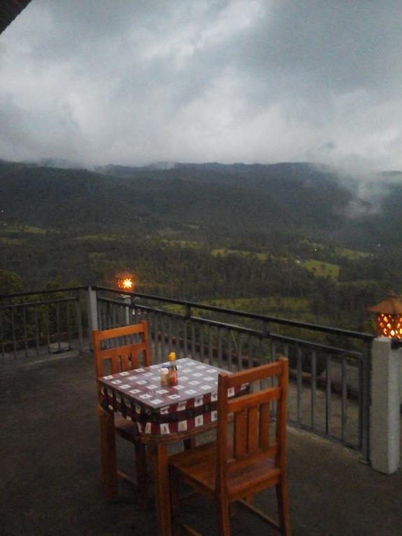 One Homestay And Warung موندوغْ المظهر الخارجي الصورة