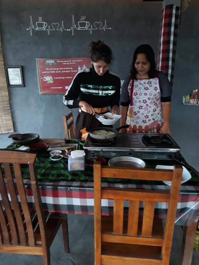 One Homestay And Warung موندوغْ المظهر الخارجي الصورة